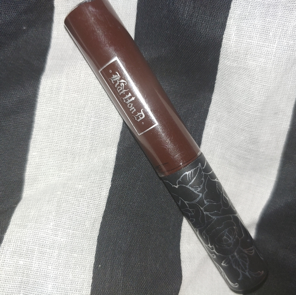 Mini kat von d liquid lipstick in damned